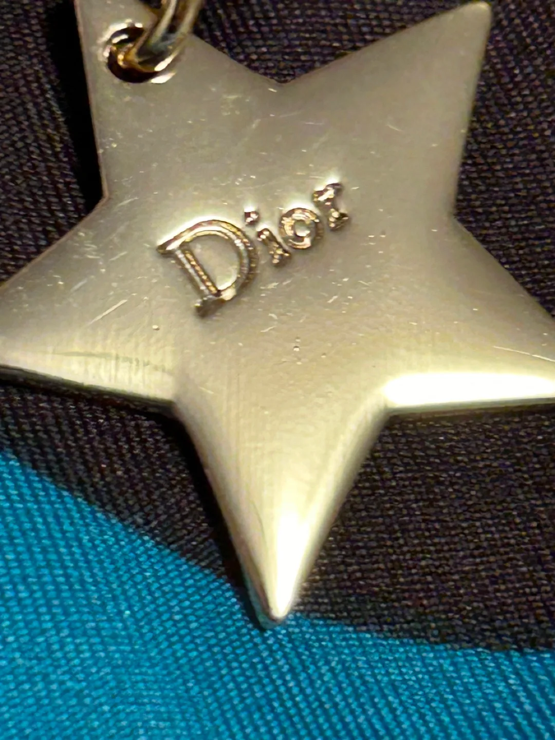 Dior Makeup Pouch image indicator(9)