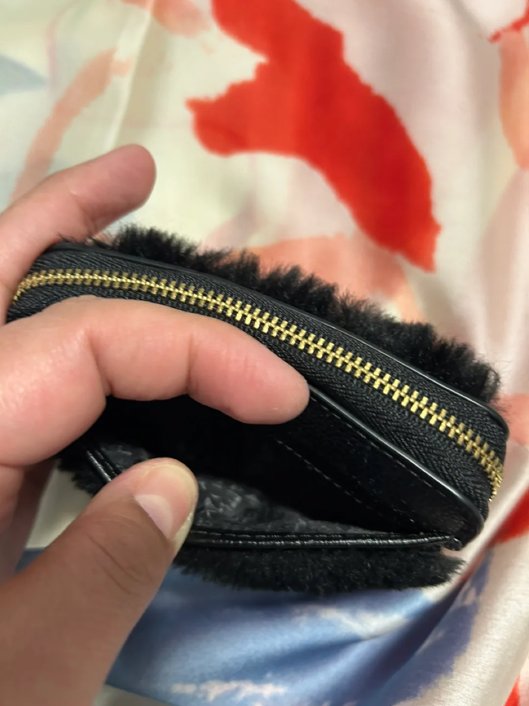 Kate Spade Black Faux Fur Cat Coin Purse image indicator(5)