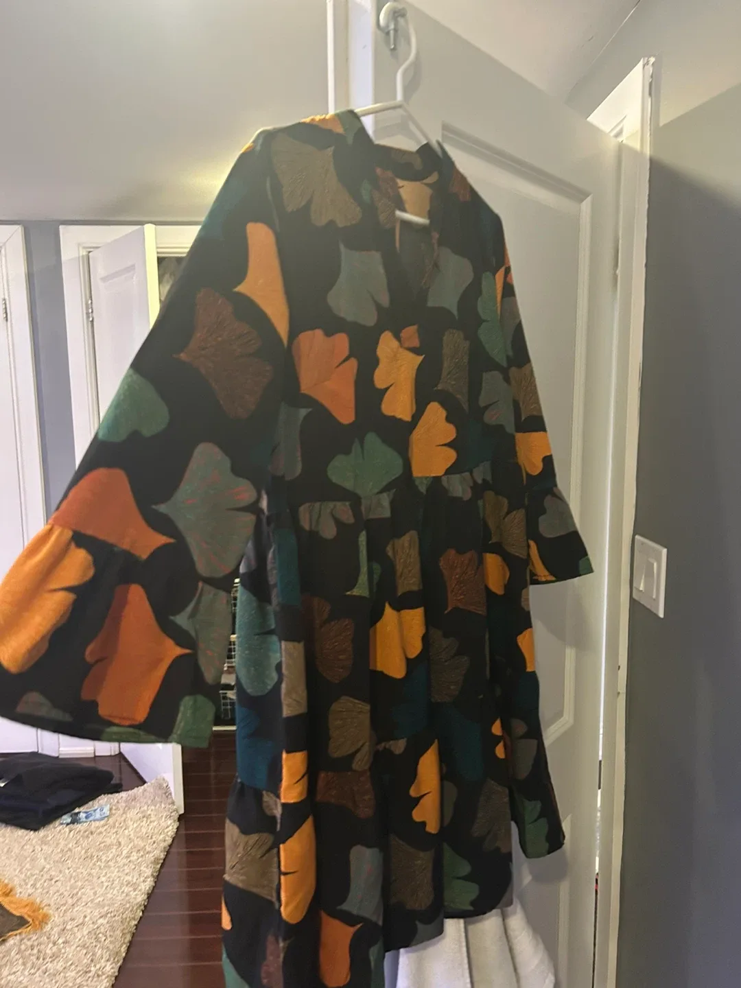 Shein Dress - Size L image indicator(2)