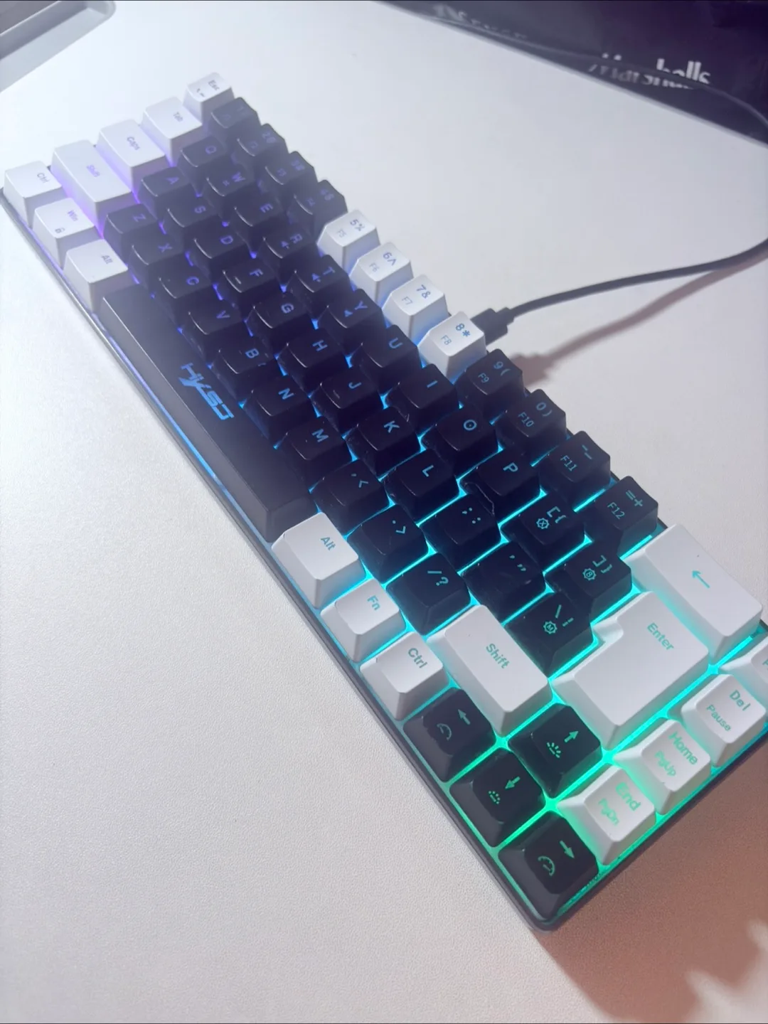 HYSJ Mechanical Gaming Keyboard – B/W image indicator(3)