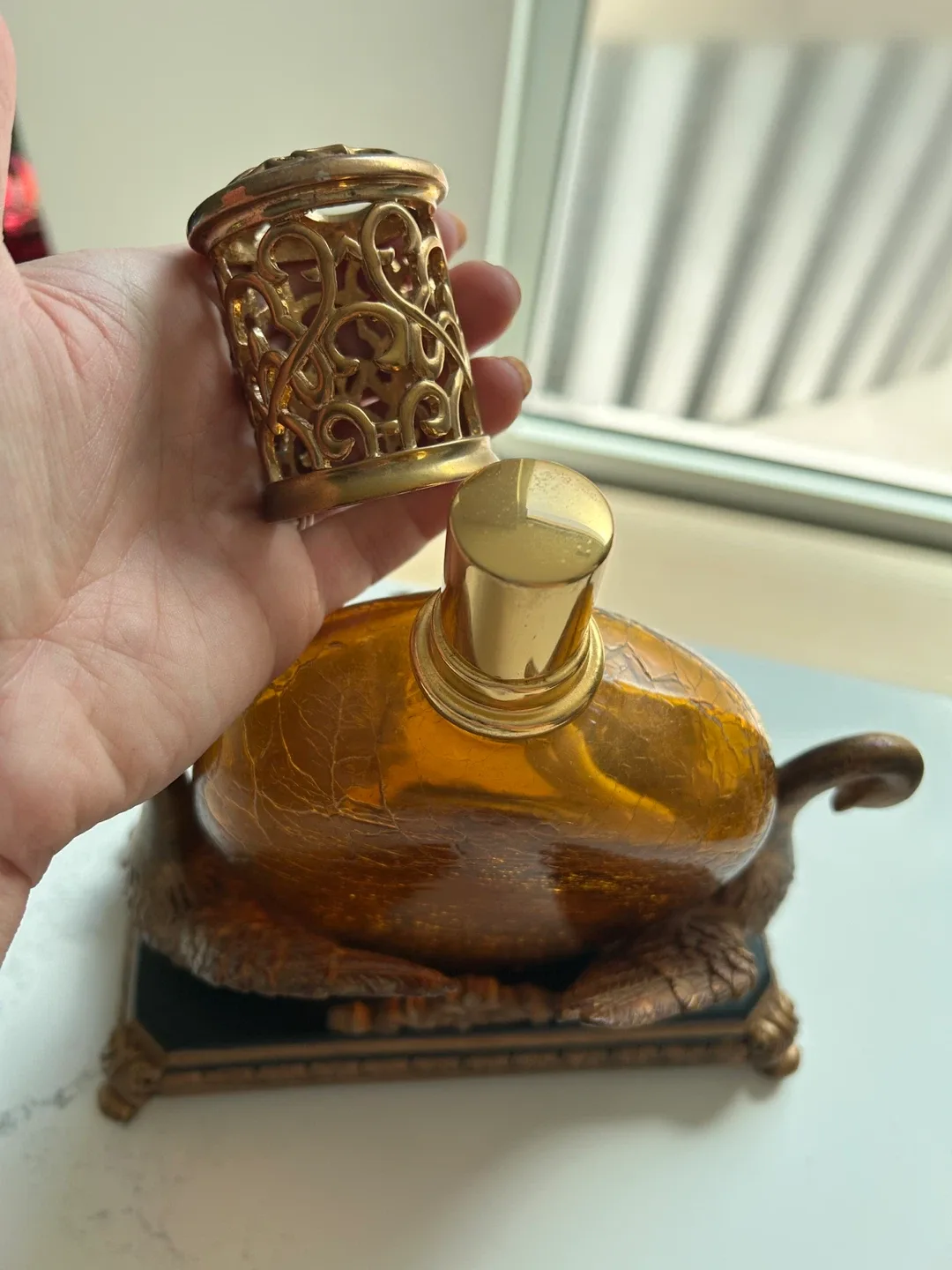 Oversized Swan Lamp Berger image indicator(4)