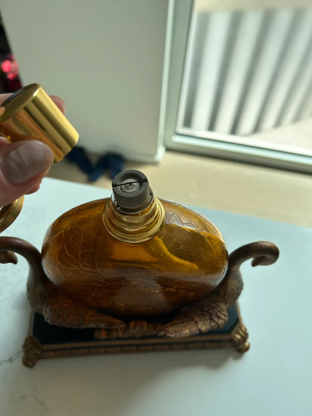 Oversized Swan Lamp Berger image indicator(5)