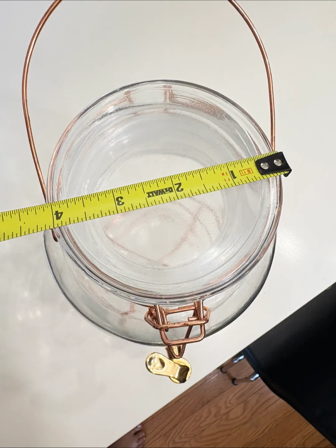 Glass Beverage Dispenser with Copper Stand image indicator(7)