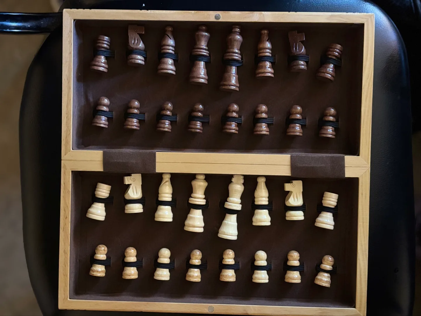Handcrafted Wood Chess Set image indicator(3)