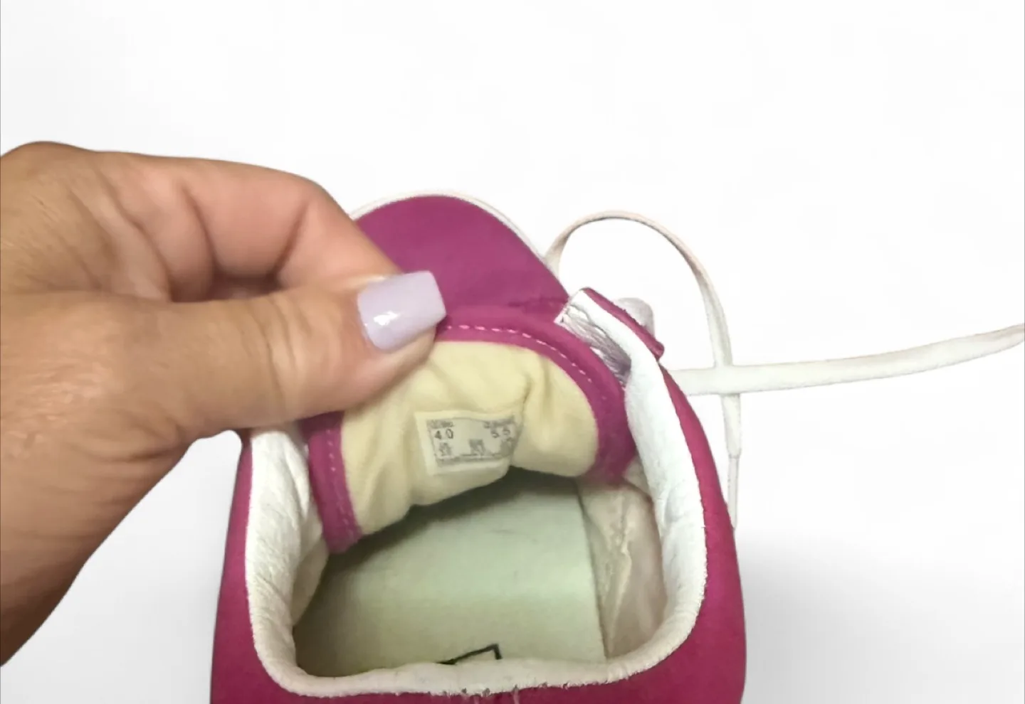 Vans Old Skool Fuchsia/White Size 4 Women's thumbnail