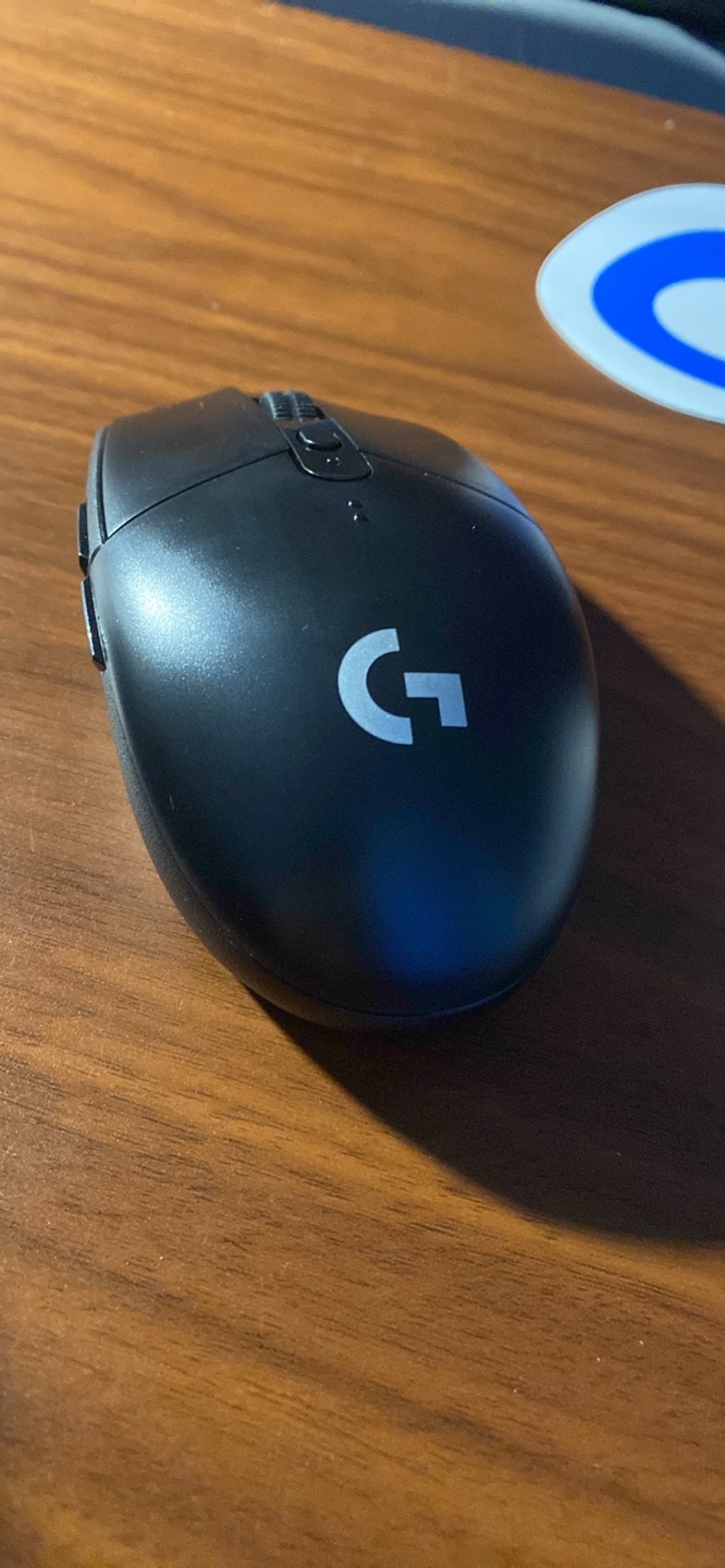 Logitech G304 wireless gaming mouse - photo 3