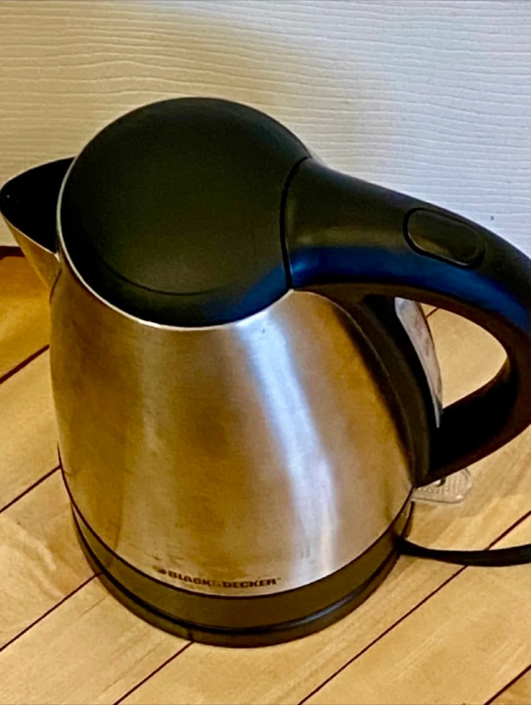 Free Black+Decker Electric Kettle thumbnail