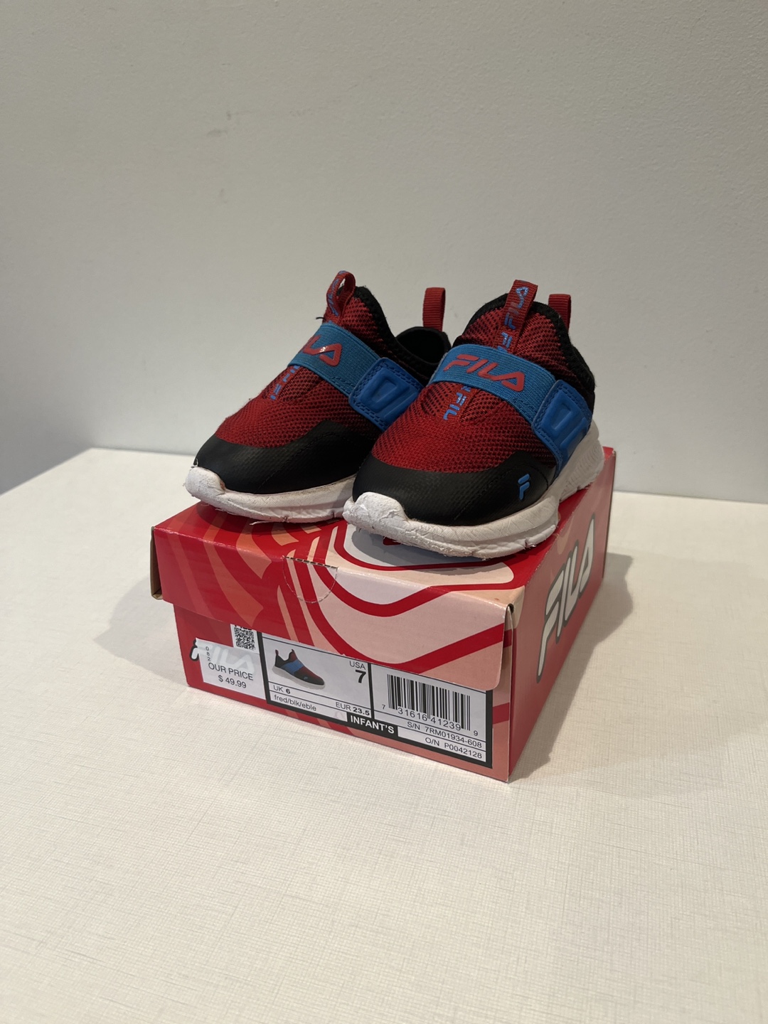 Fila Infant's Red/Black Sneakers - Size 7
