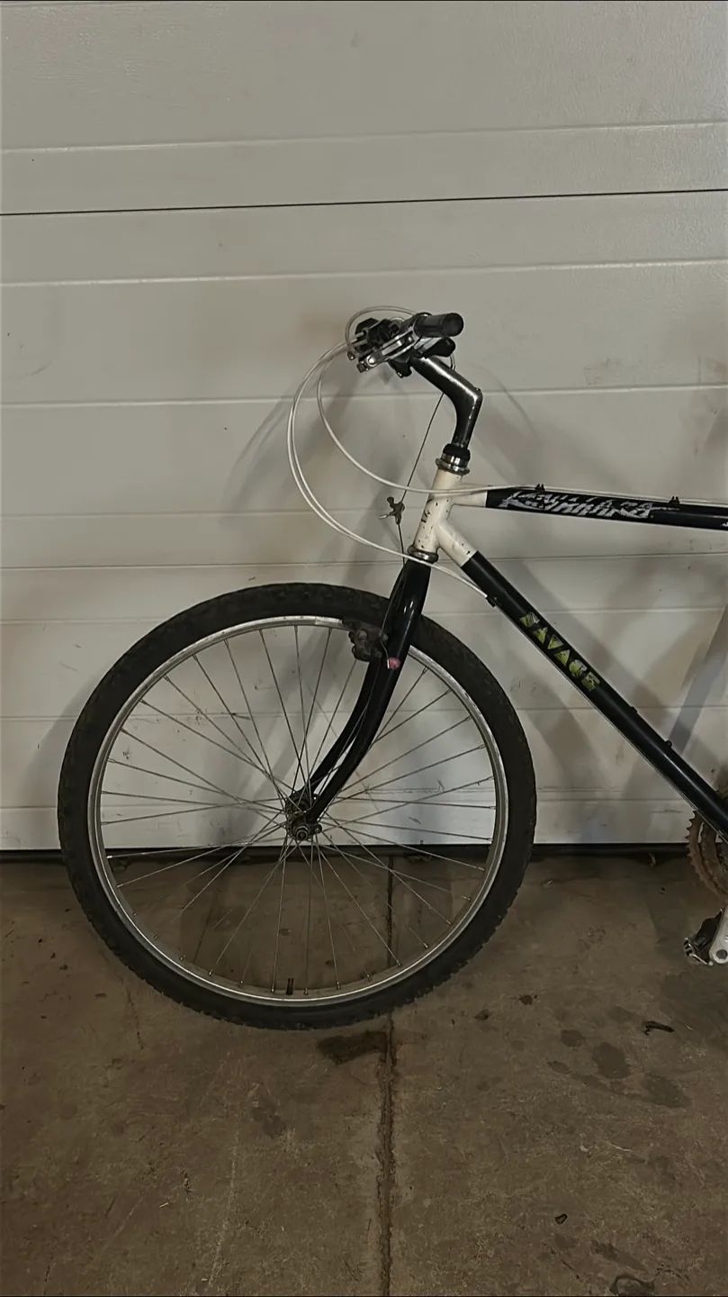 Savage Tundra ST Mountain Bike image indicator(4)