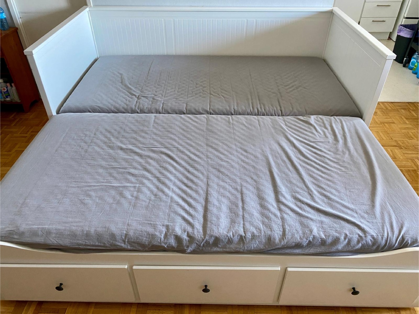 IKEA Hemnes Daybed Frame with 2 Single Bed Mattresses - photo 2