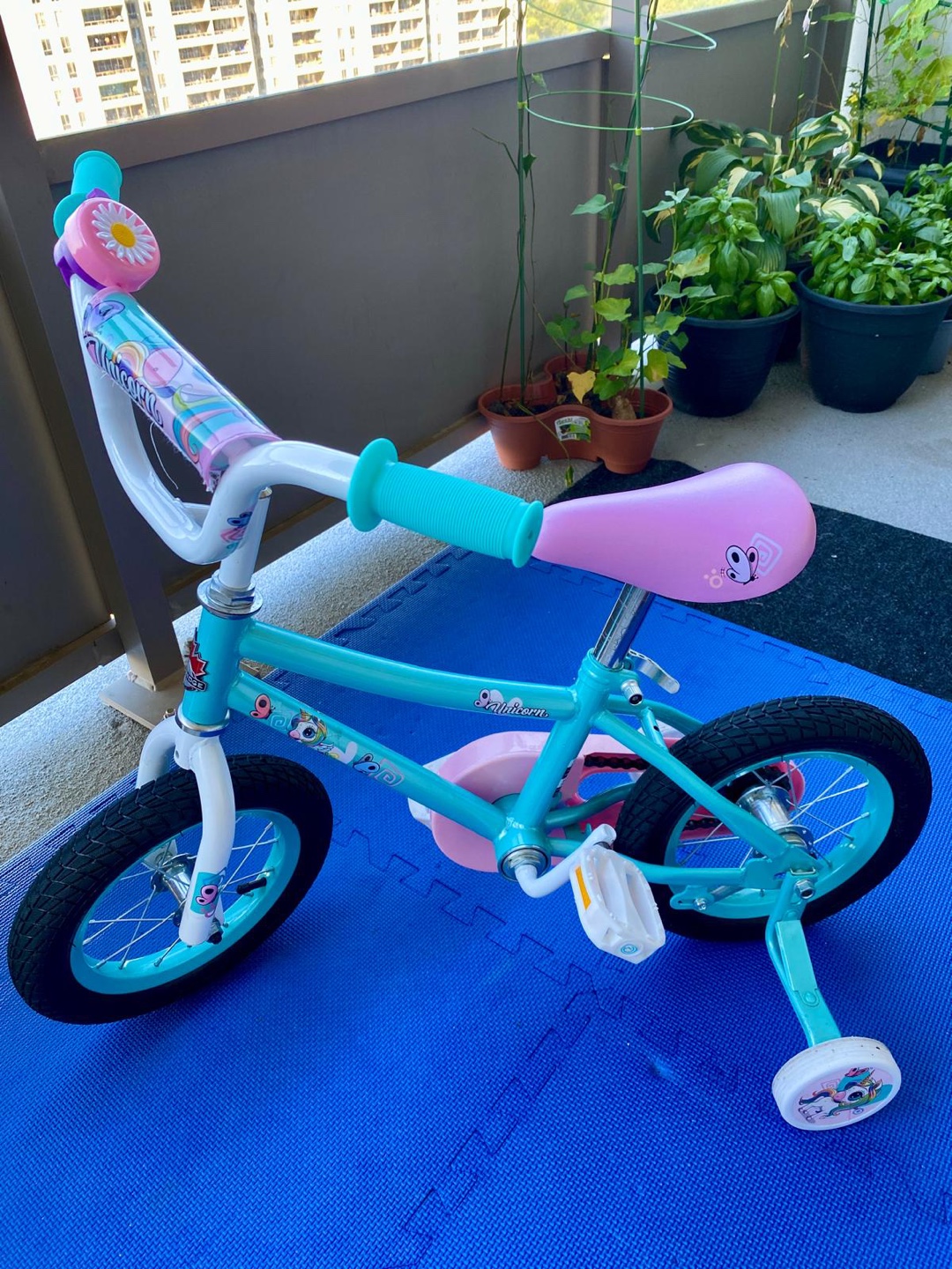 Unicorn 12" Kids Bike with helmet included - Great Condition!