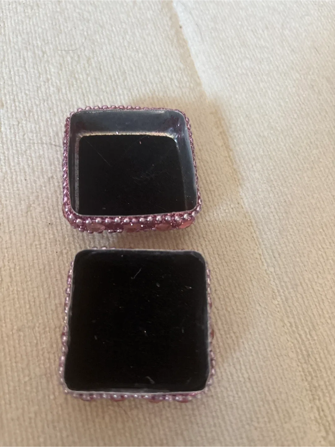 Decorative Pink ring  Box image indicator(2)