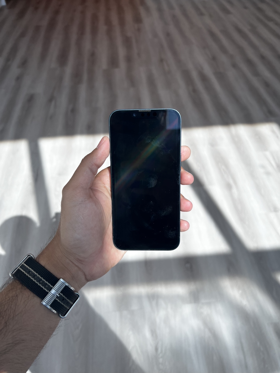 APPLE IPHONE 14 IN MINT CONDITION. - photo 2