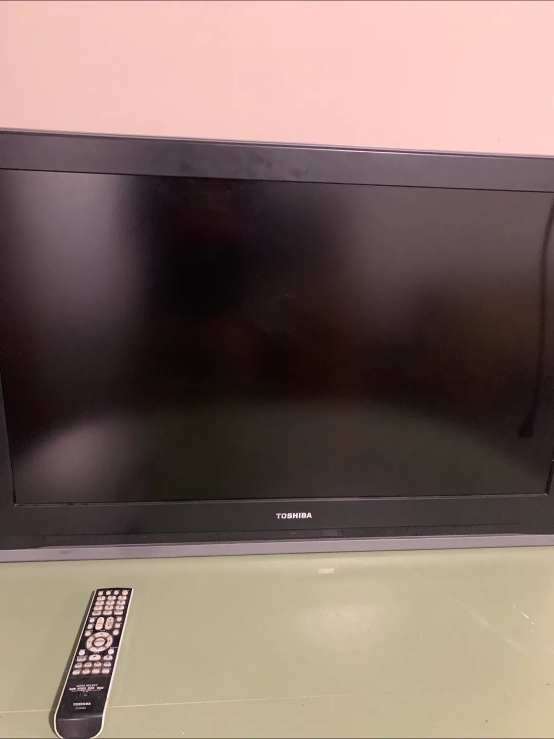Toshiba TV with Remote thumbnail