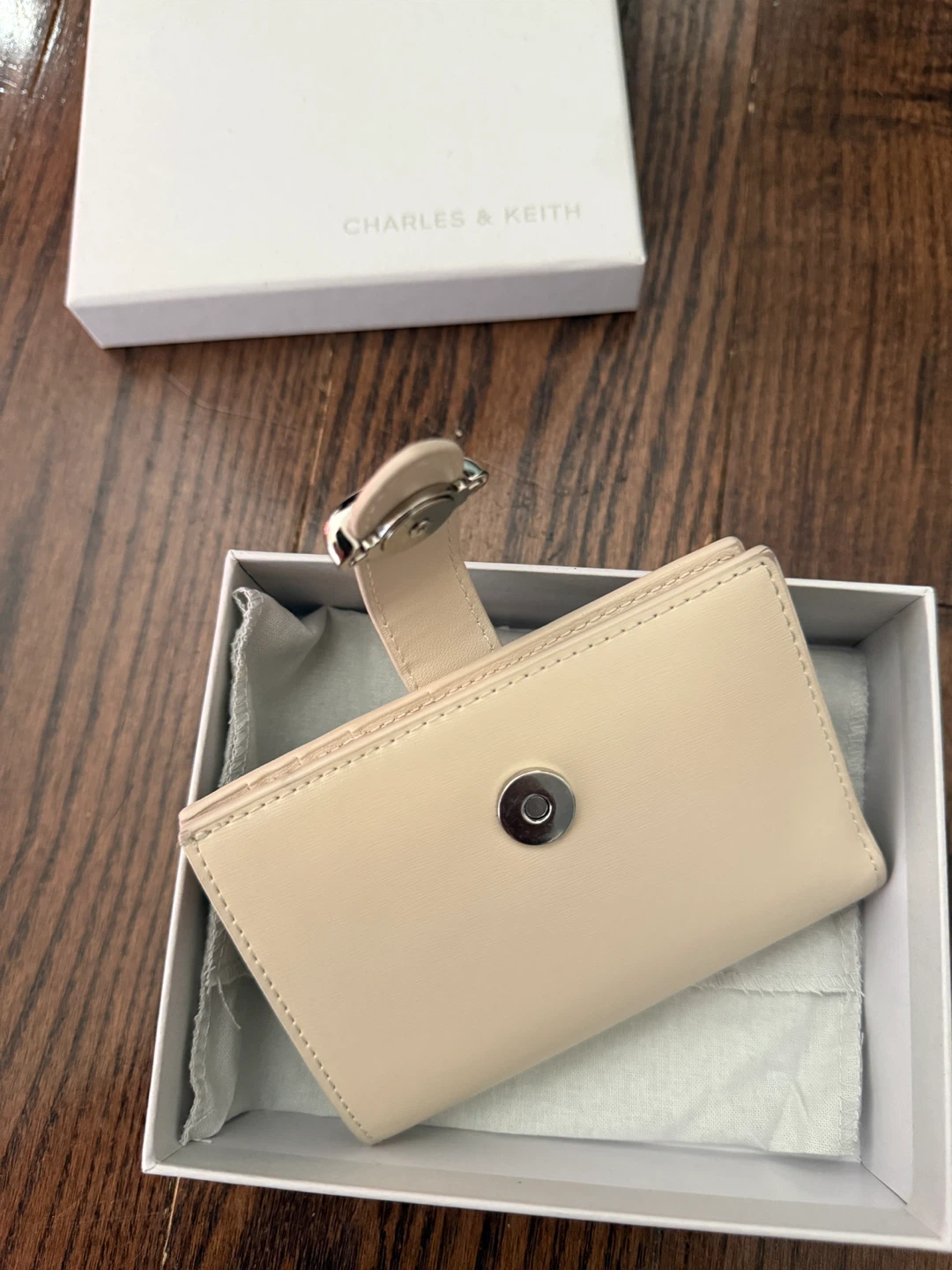 Charles & Keith Wallet - Beige - with Box - photo 5