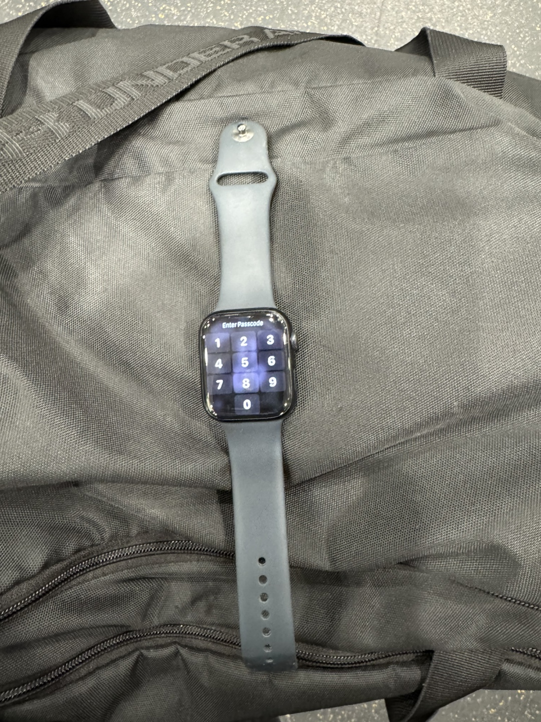 Apple Watch Series 8 45mm - Great Condition!