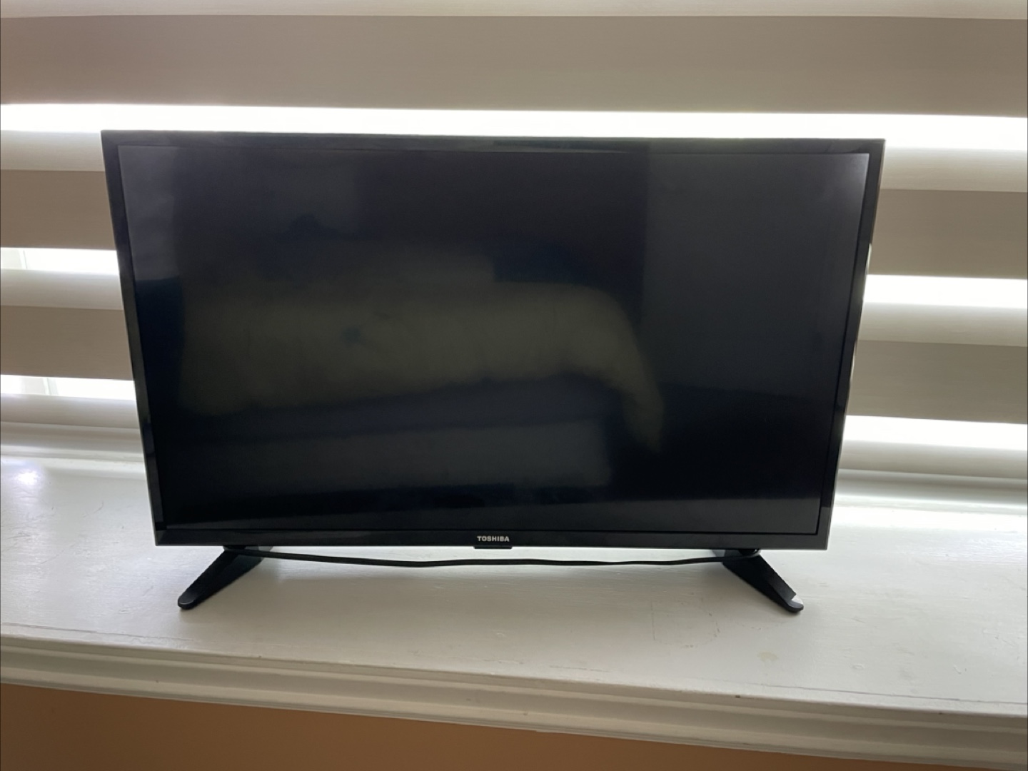 Toshiba LCD TV 28Inch