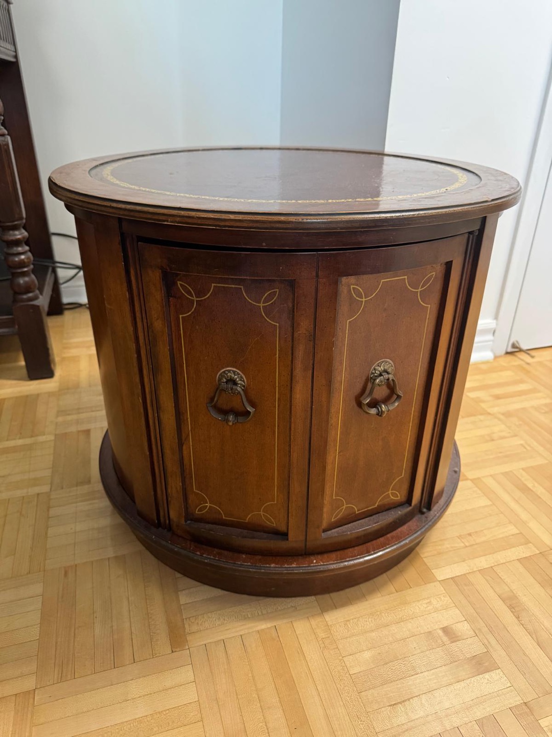 Round Wooden Side Table with Storage