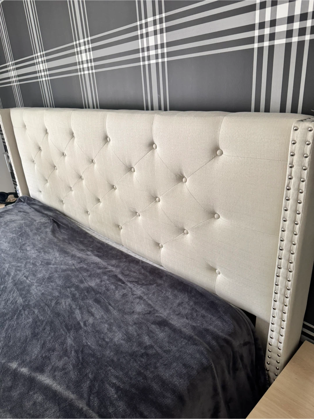 King headboard and bed frame - photo 5