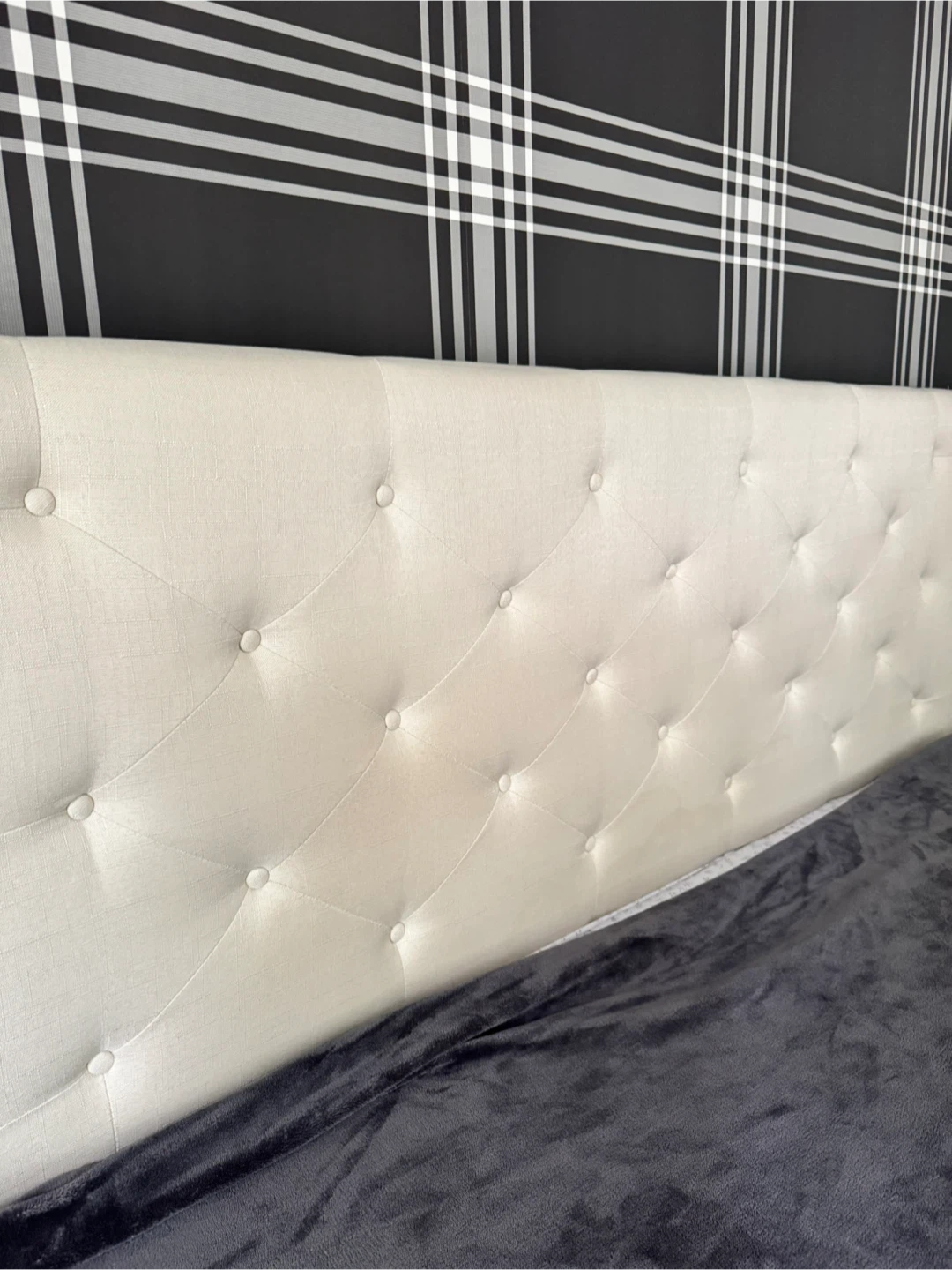 King headboard and bed frame - photo 4