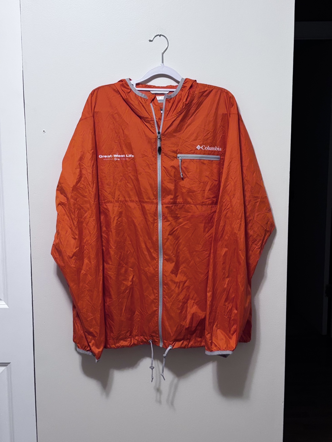 Columbia Winnipeg Canada Games lightweight Windbreaker - L