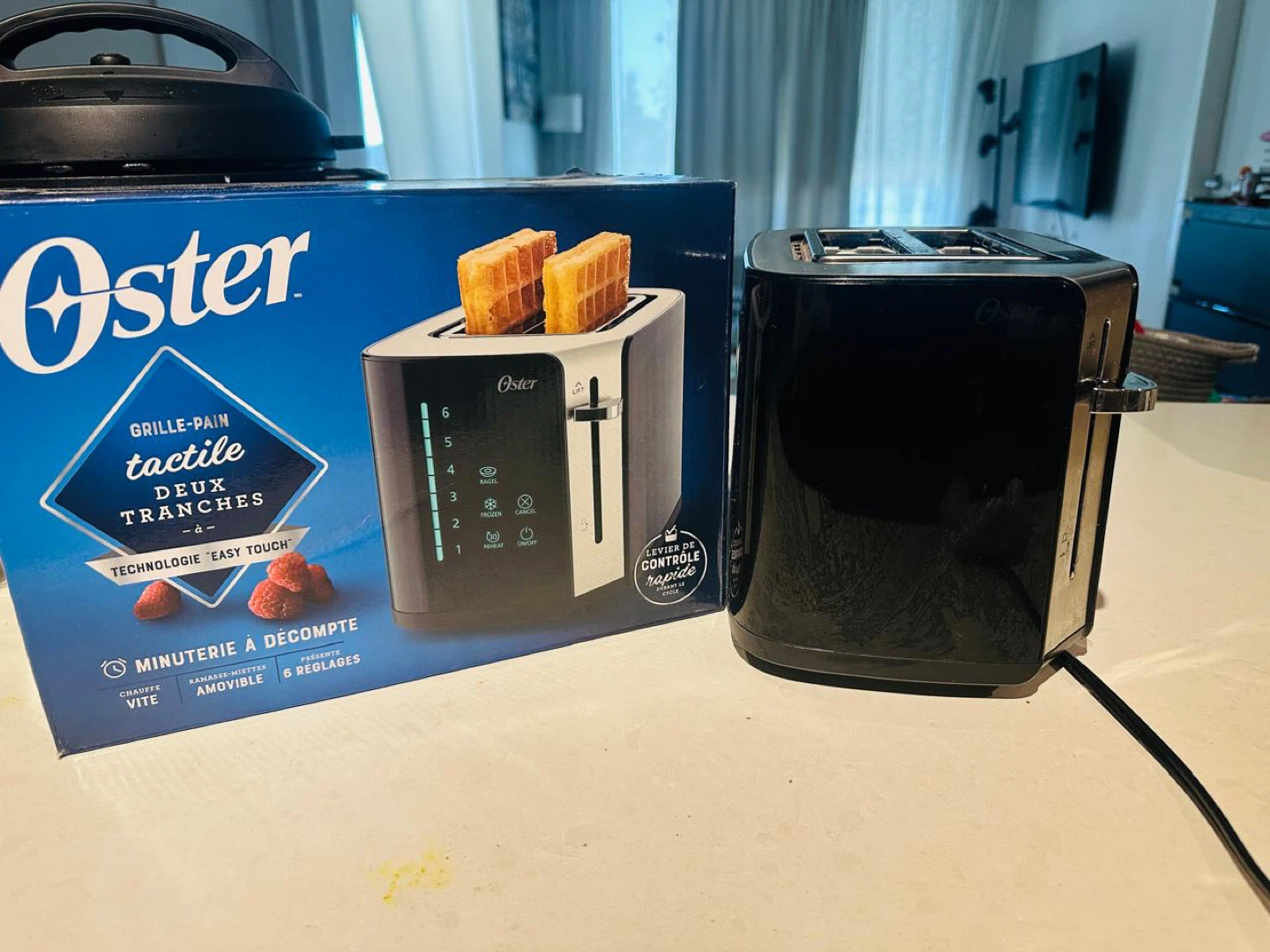 Oster Touchscreen 2-Slice Toaster