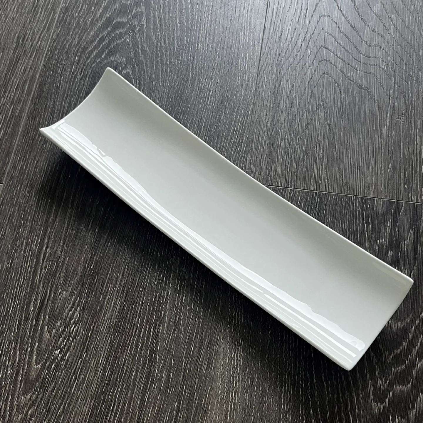 White Serving Tray / plate thumbnail
