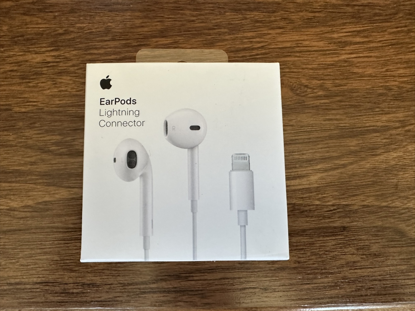 New Apple EarPods with Lightning Connector