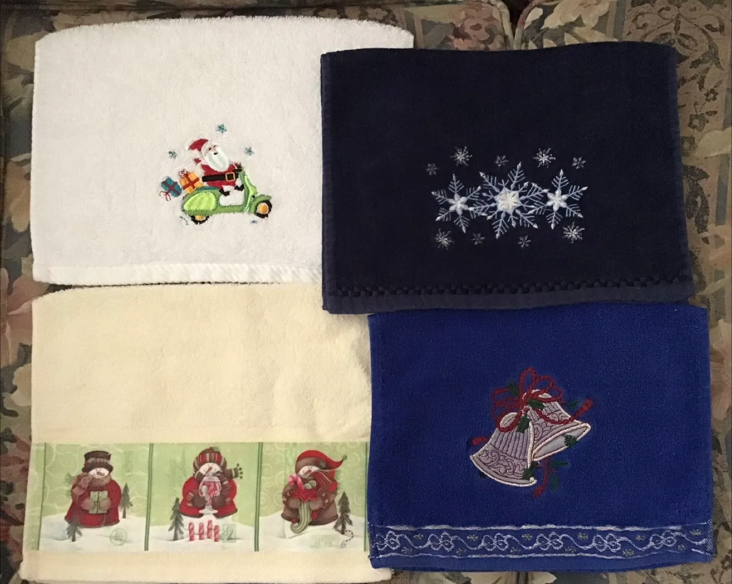 Christmas Embroidered Hand Towel Set thumbnail