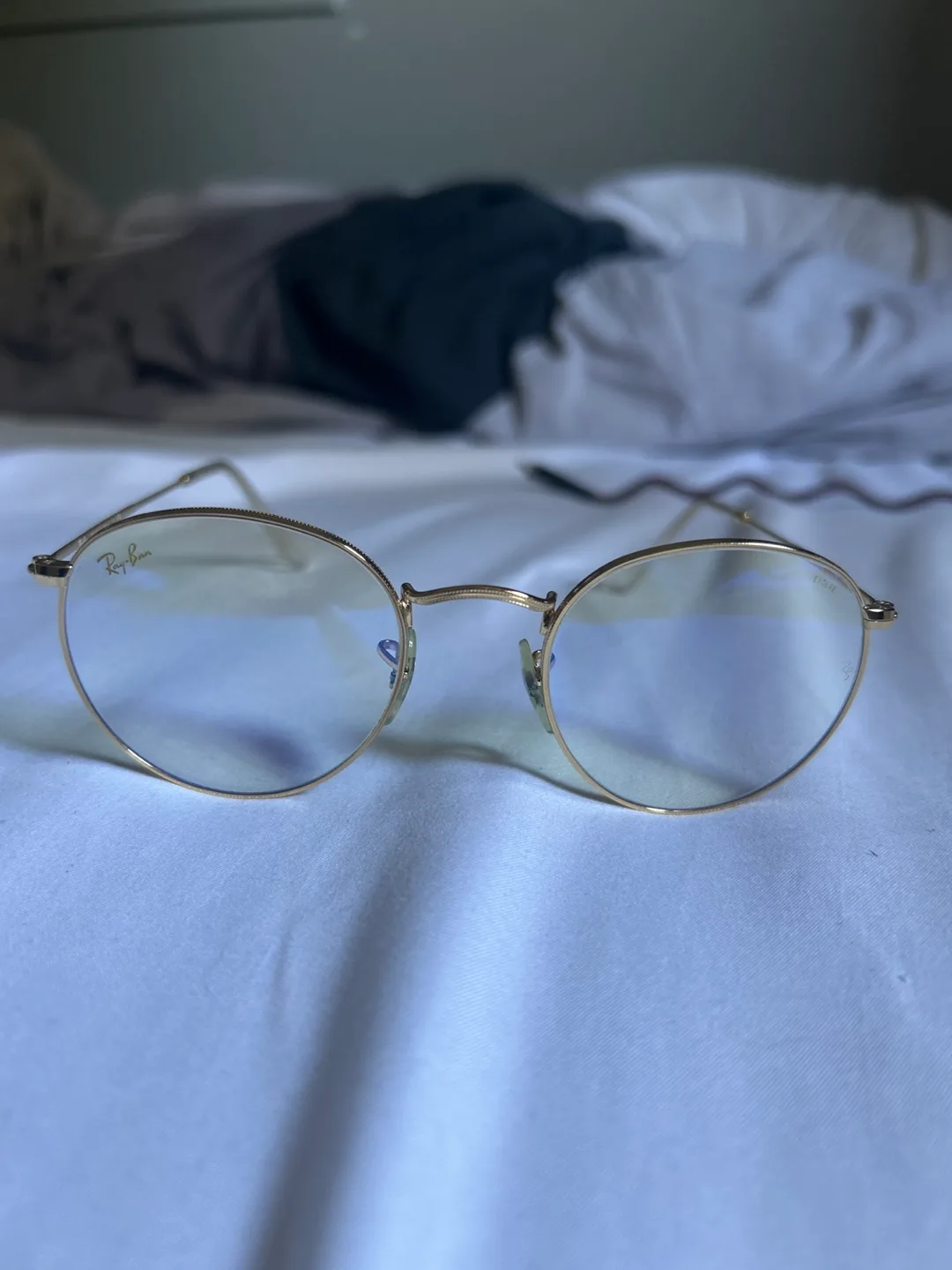 Ray-Ban Round Metal Gold Frame Glasses thumbnail