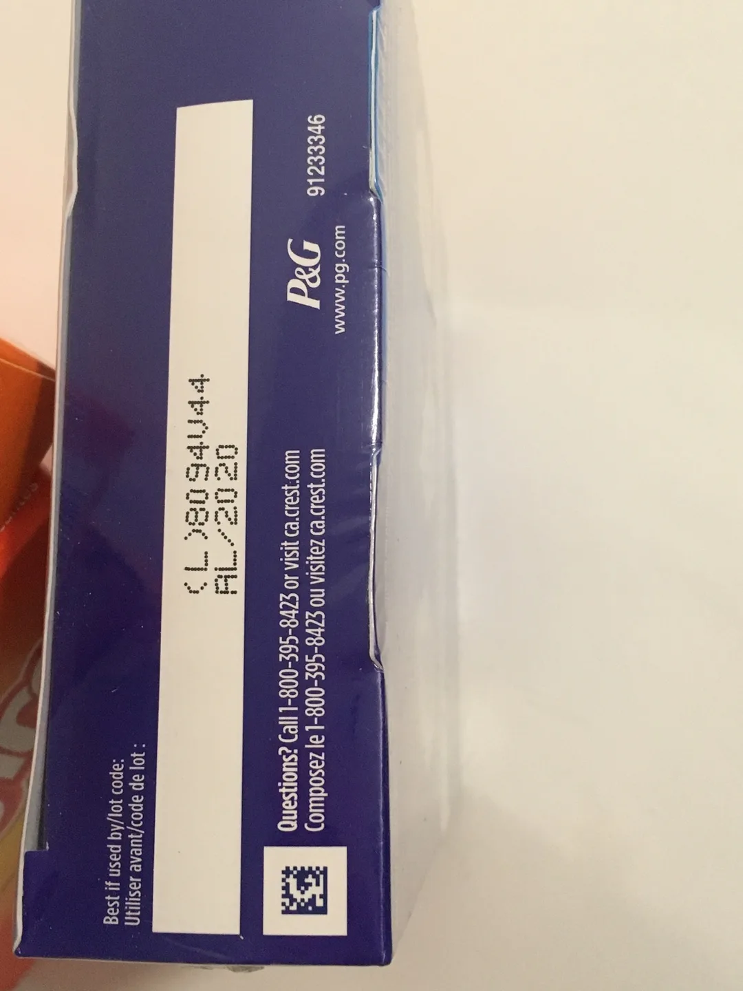 Crest 3D White Whitestrips Dental Whitening Kit image indicator(4)