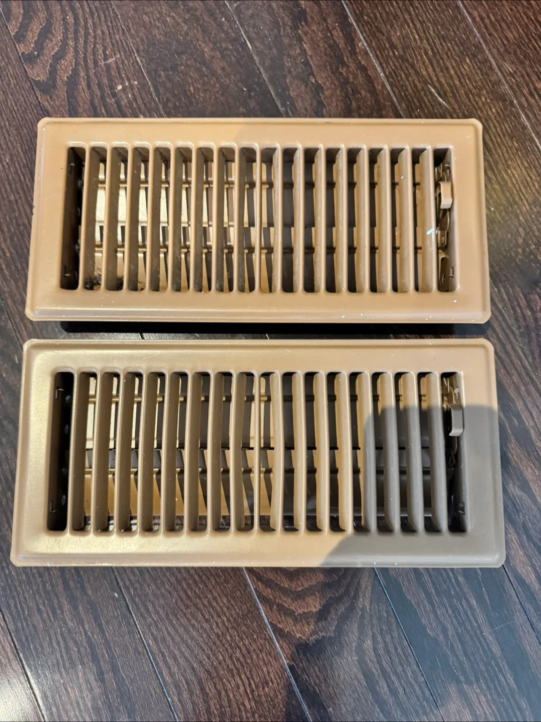 Beige Floor Vent Covers (total 7 pcs)