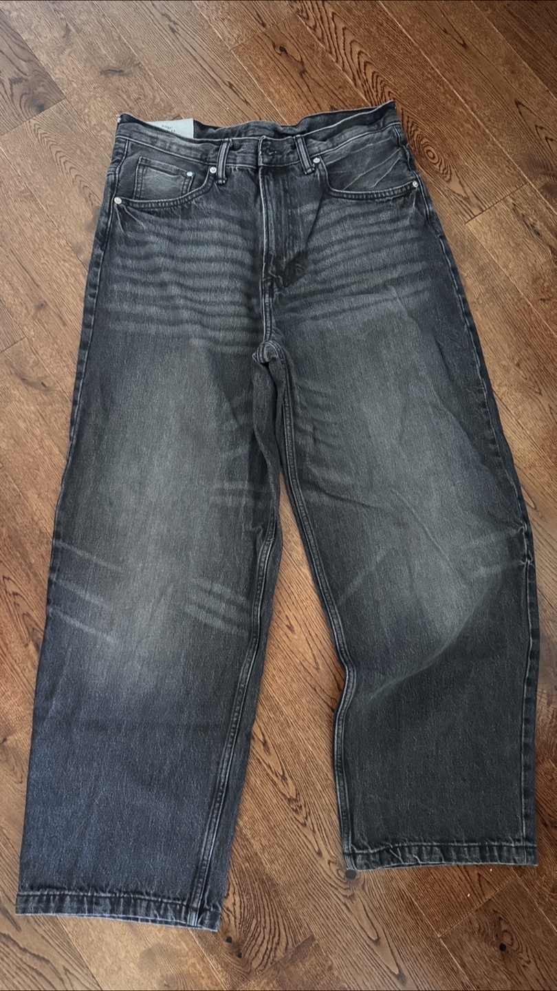 H&M BAGGY JEANS - Size 32/32
