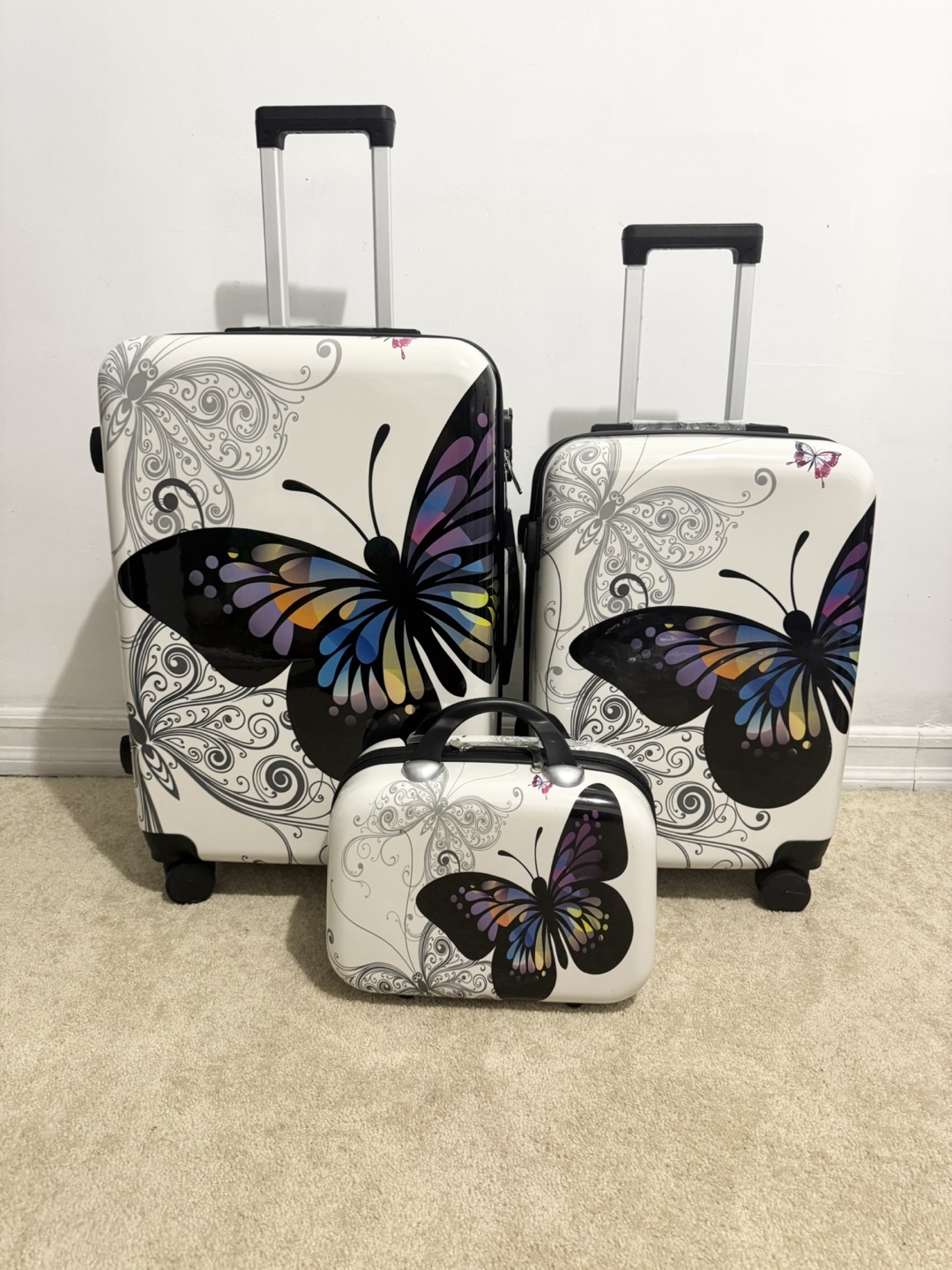 Brand New 3-Piece Spinner Luggage Set - Butterfly Design
