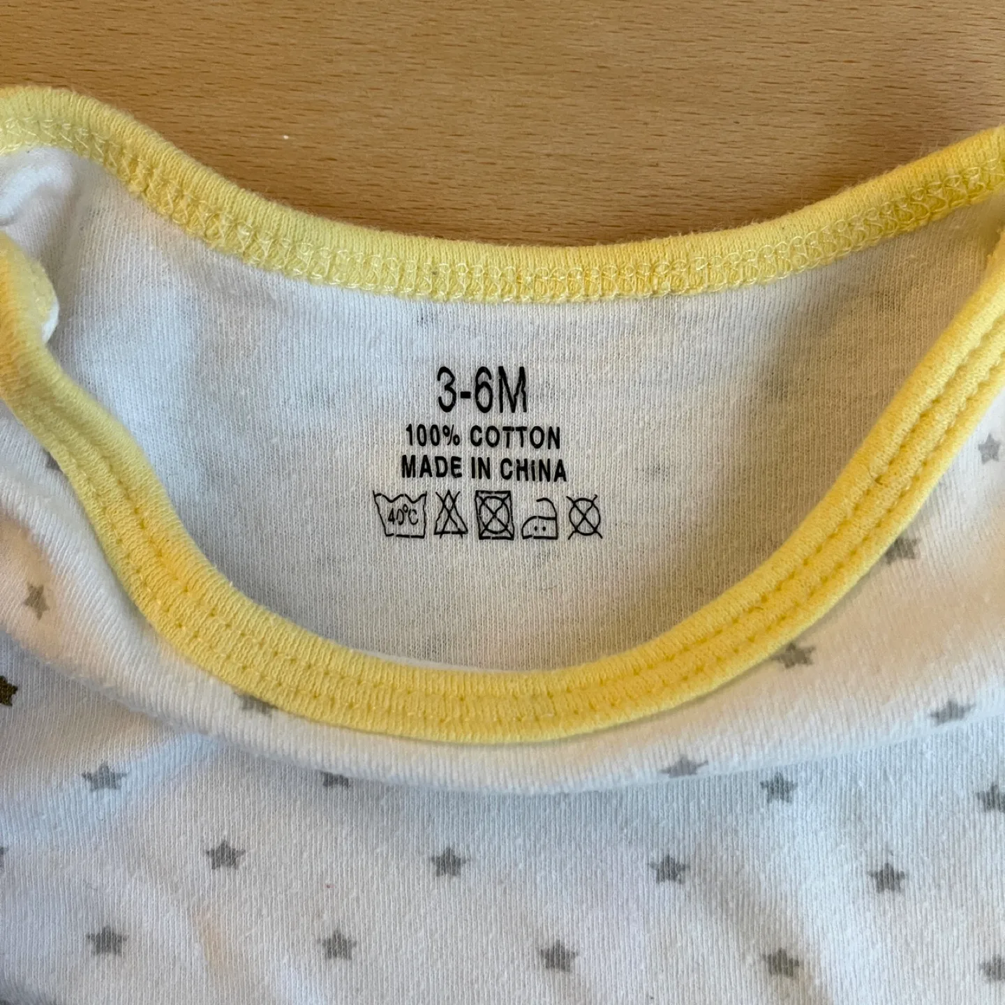 Baby Onesie - Stars Pattern 0-3 Months image indicator(2)