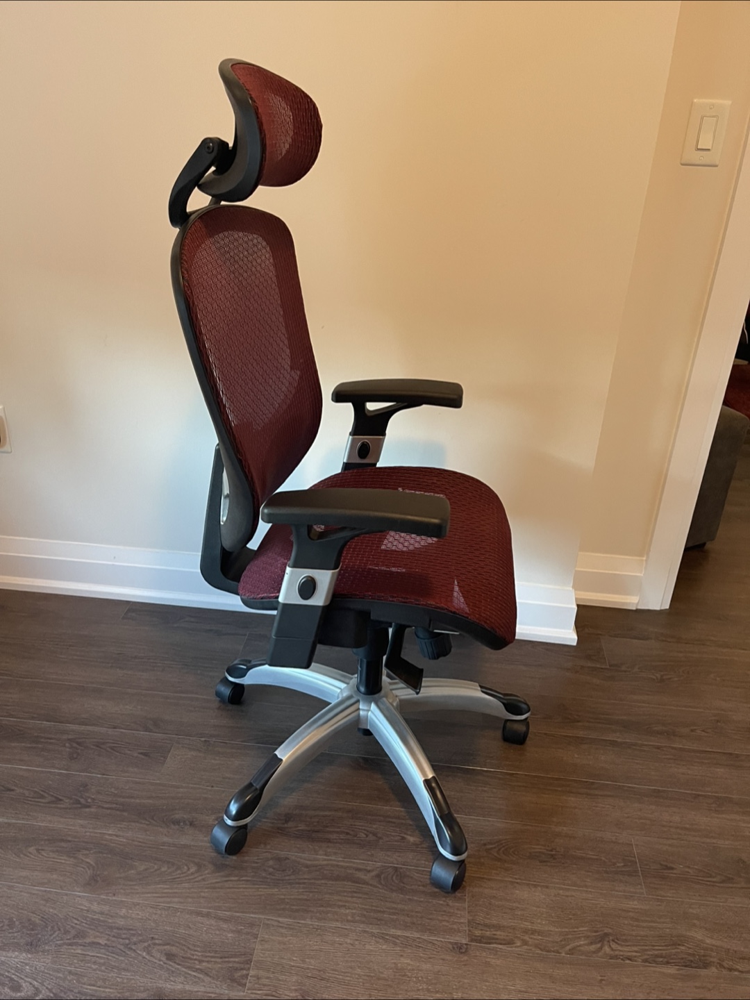 Ergonomic Office Chair - Burgundy - photo 2