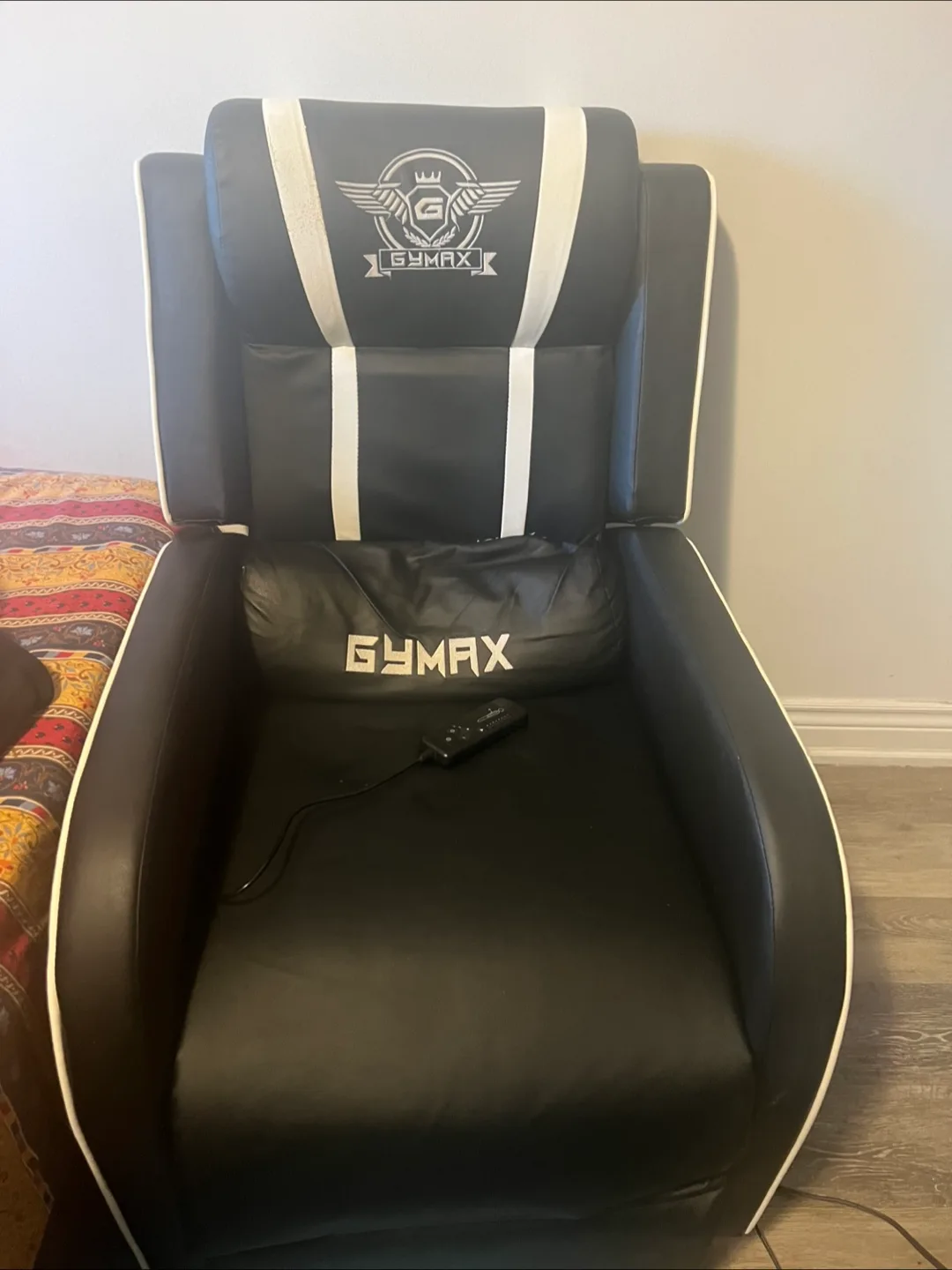 GYMAX Black Massage Recliner Chair thumbnail