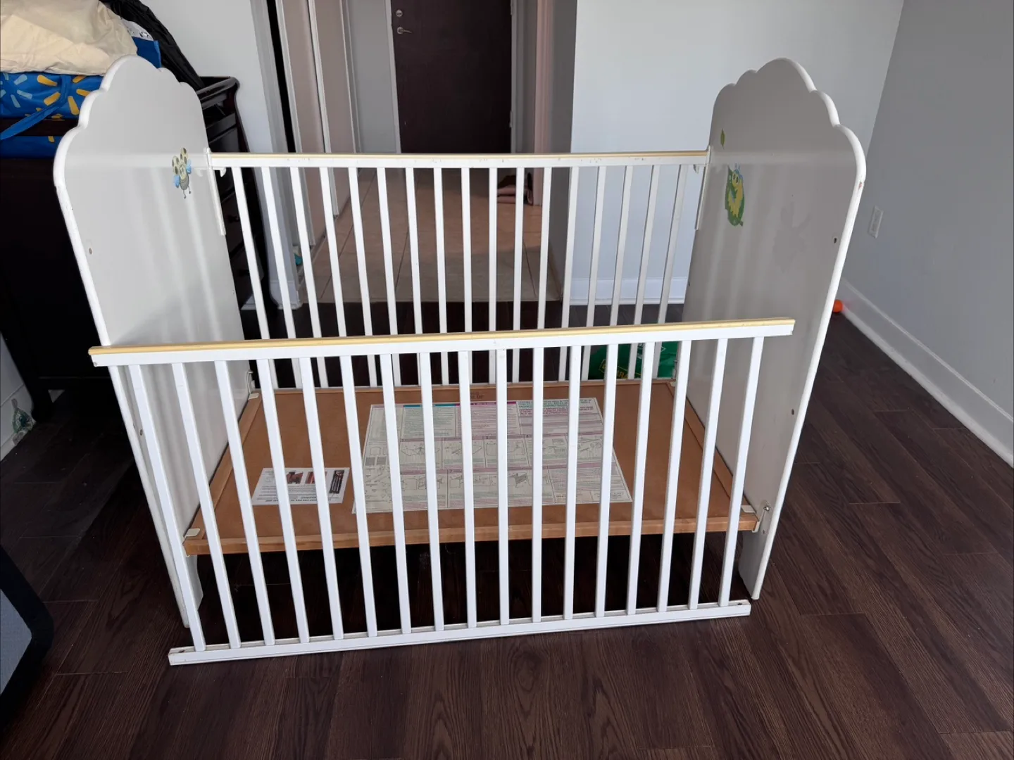 Stork Craft White Baby Crib thumbnail