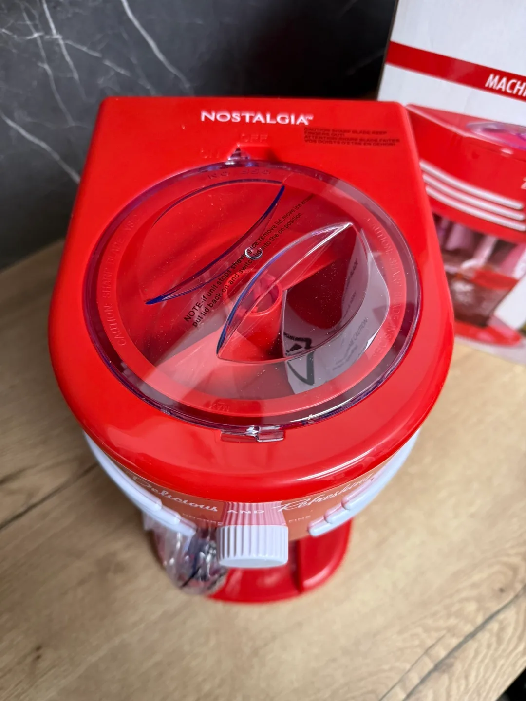 Nostalgia Coca-Cola Frozen Drink Maker image indicator(3)