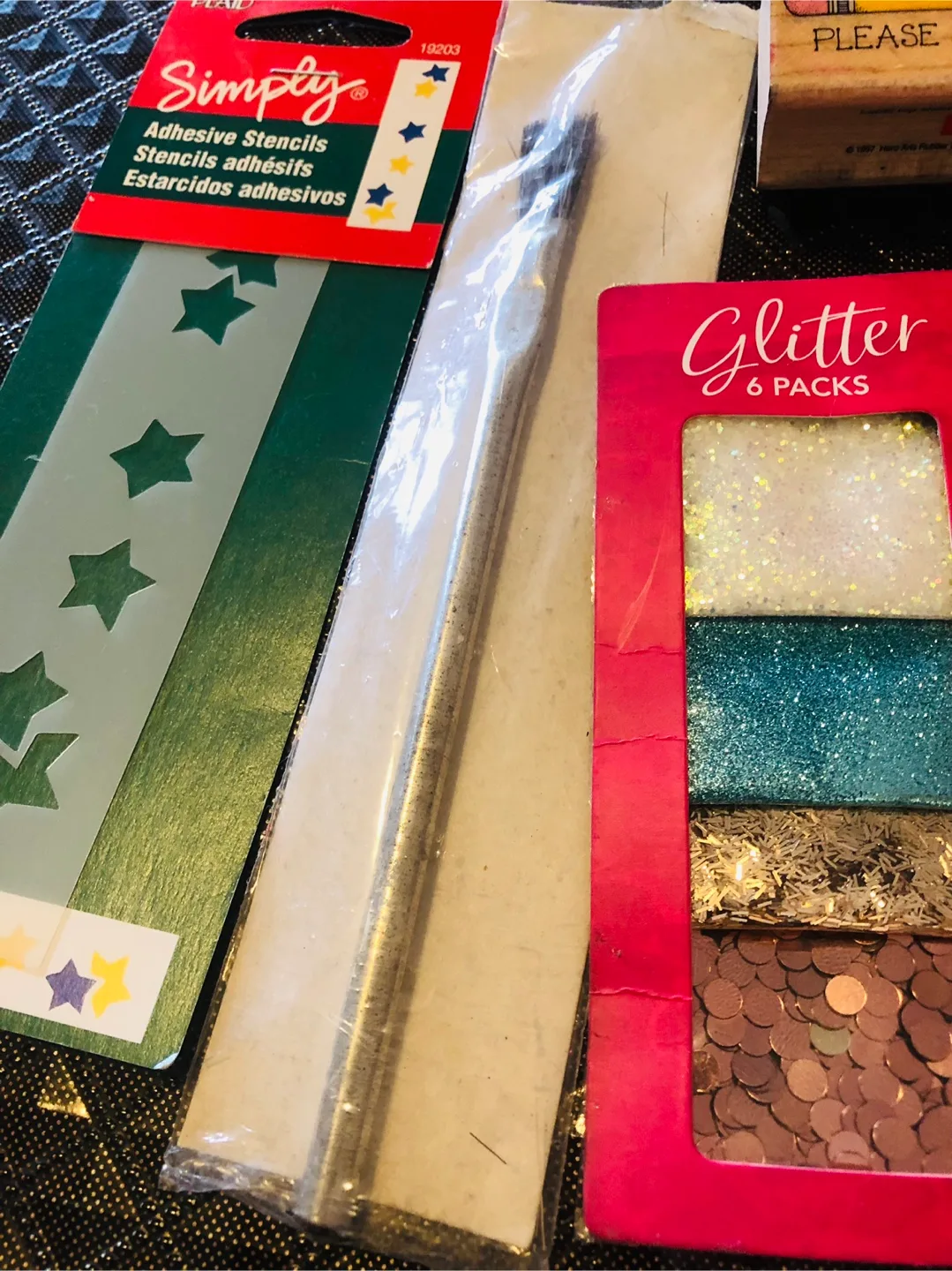 NEW Art Supplies-Plaid Craft- Stencils, Glitter, Decor image indicator(4)