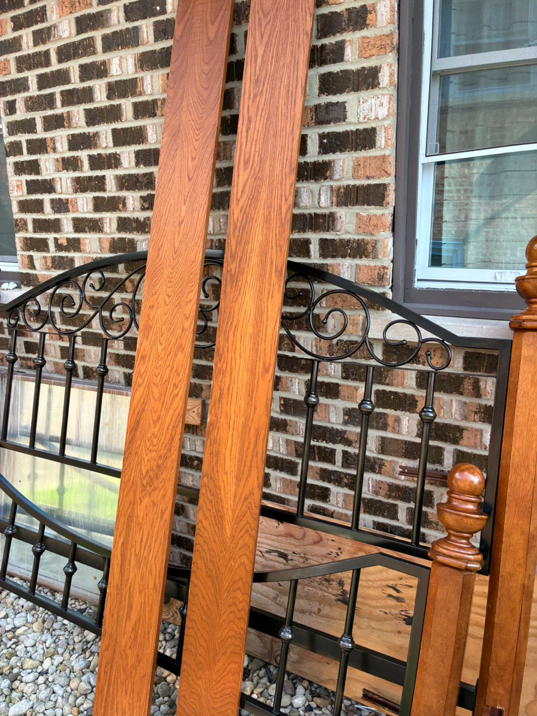 King bed frame - photo 2