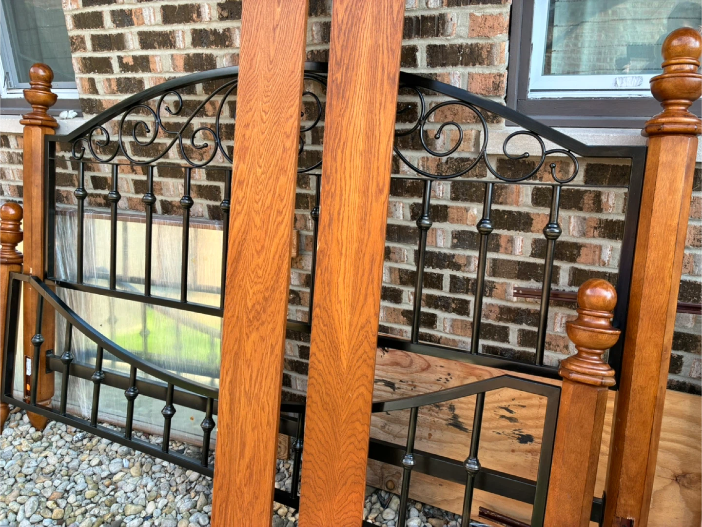 King bed frame - photo 3