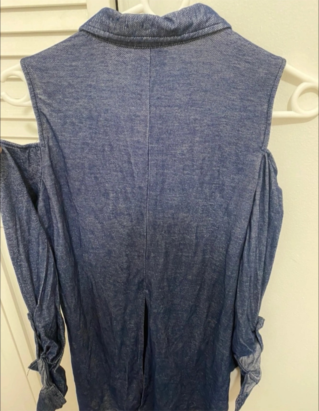 Love Tree Blue Cold Shoulder Denim Shirt - photo 2