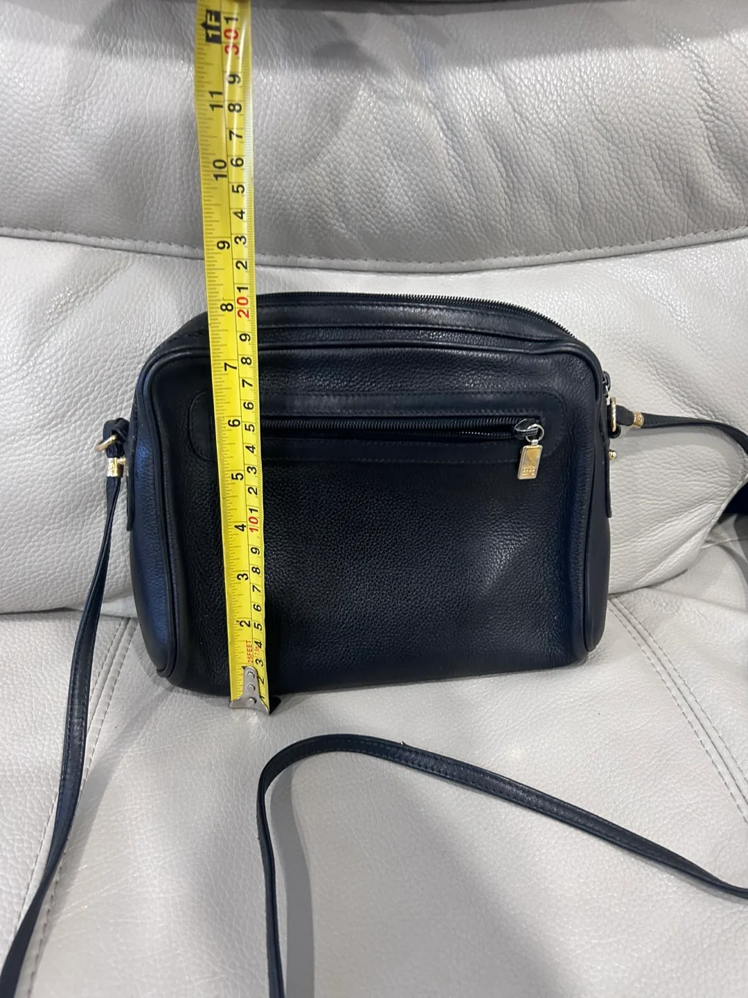 Gucci Black Leather Crossbody Bag image indicator(2)
