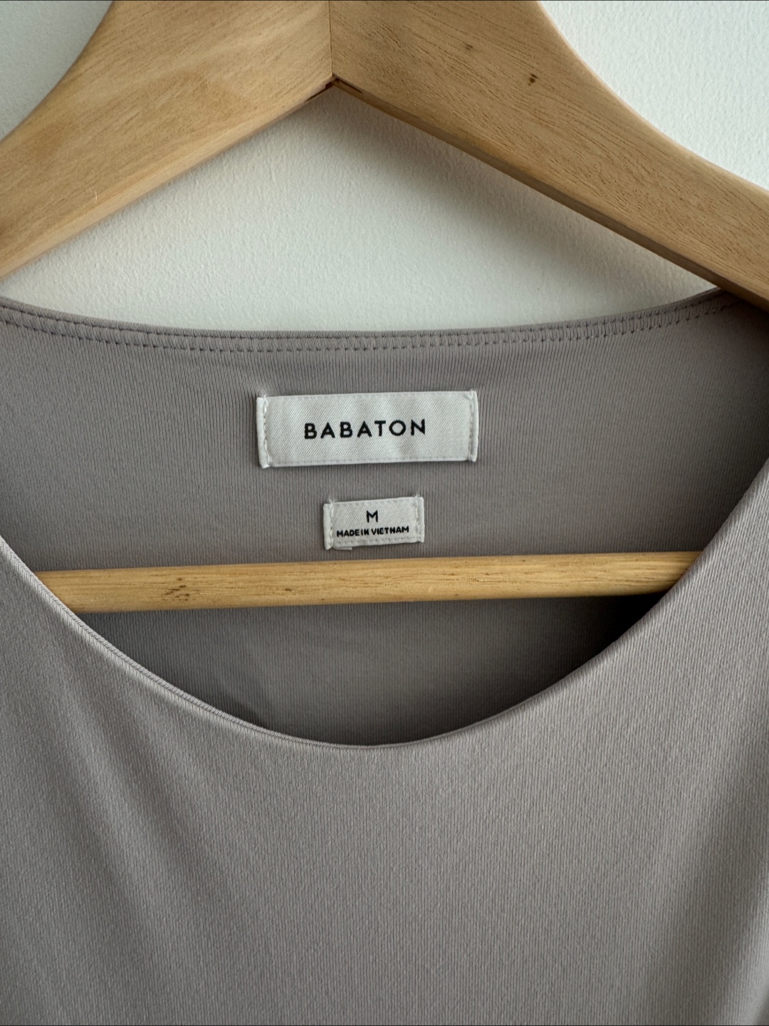 Babaton Contour Long Sleeve Bodysuit - Size M - photo 2