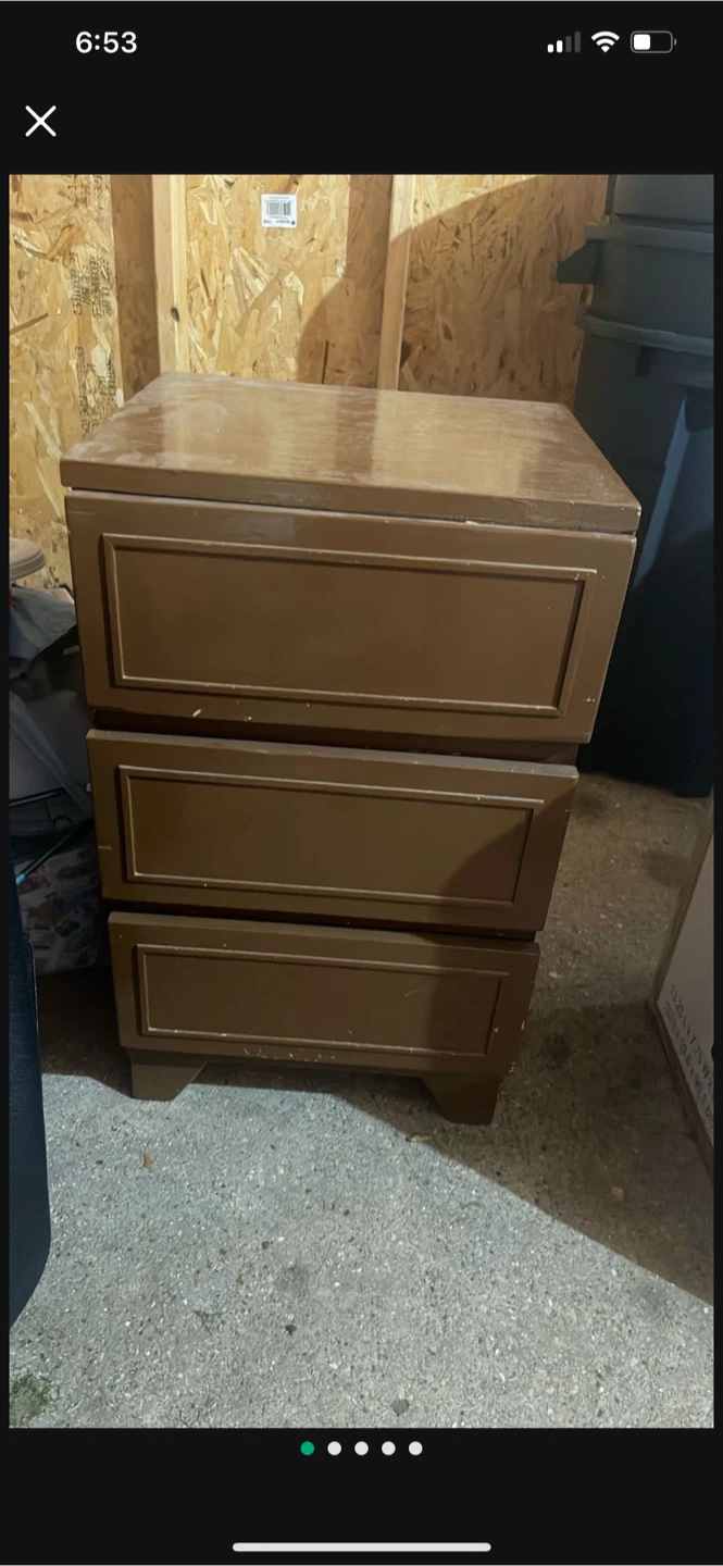 Brown Wooden 3-Drawer Dresser