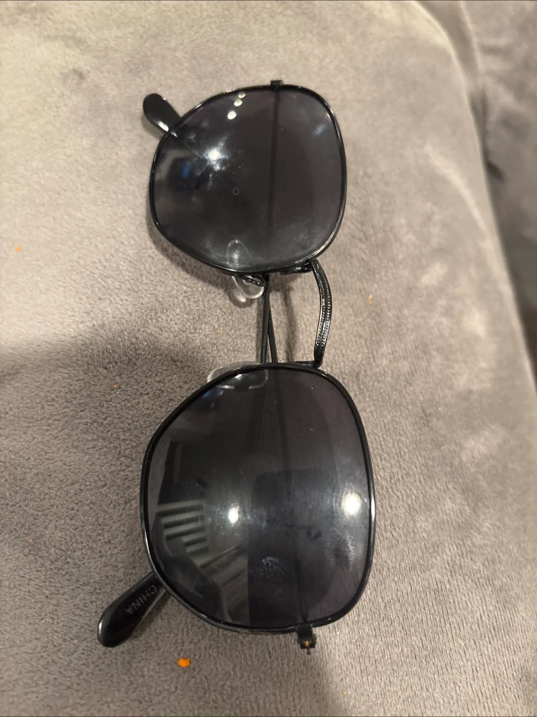 Sunglasses - Black thumbnail