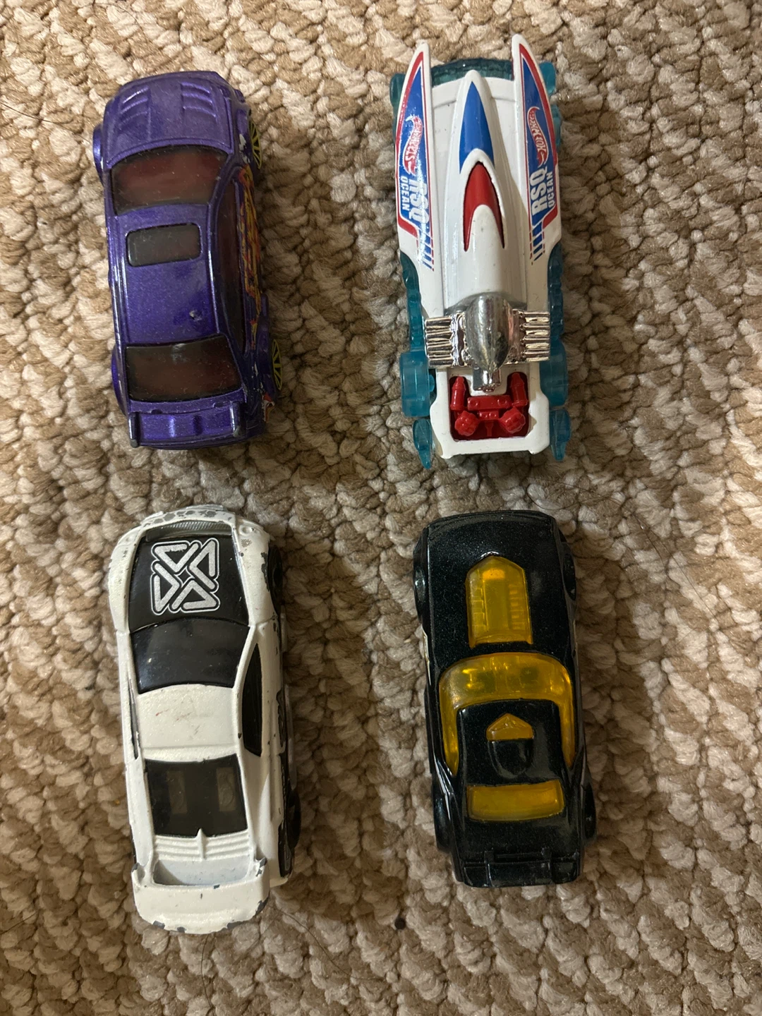 Hot Wheels Diecast Cars - Lot of 4
