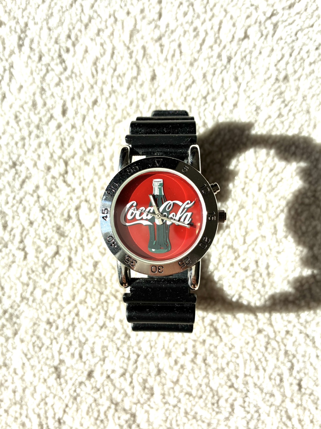 New 2001 Coca-Cola Bottle Vintage Watch, Press Light Collectible - photo 3