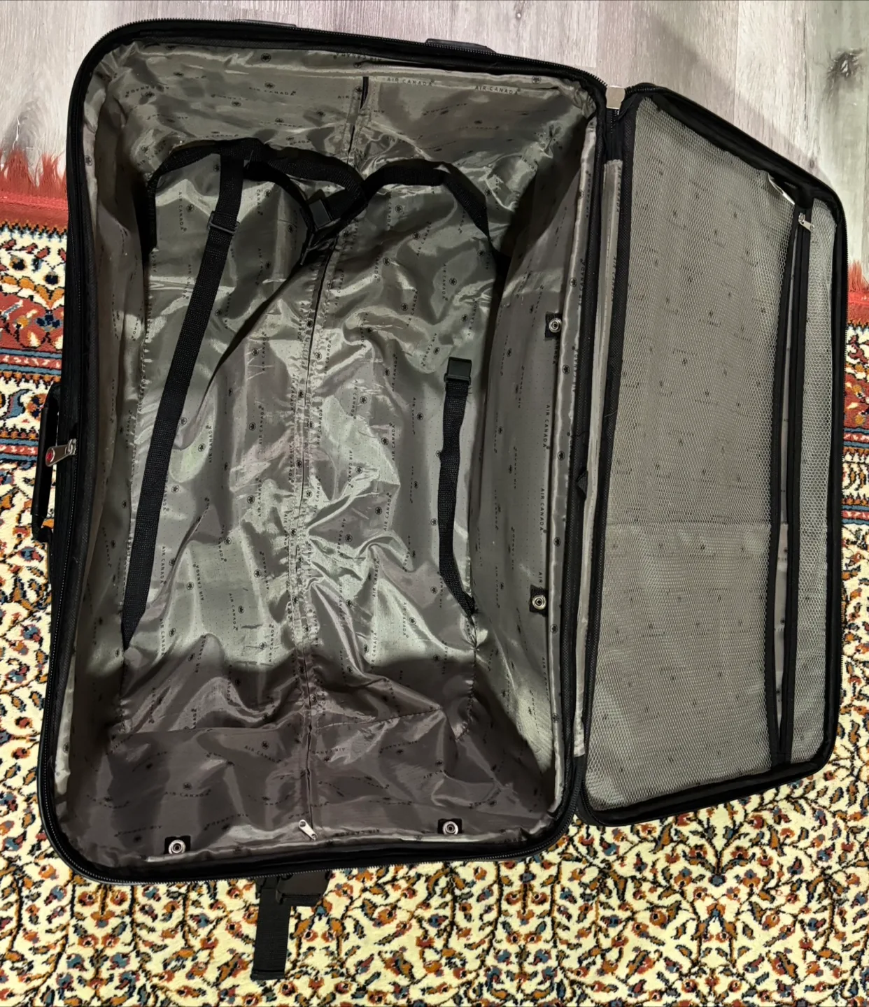 Air Canada Black Carry-On Luggage image indicator(4)